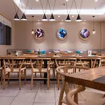 Rest Yizhi Hotel Shanghai North Bund Ningguo Road Subway Station