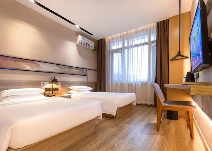 Rest Yizhi Hotel Shanghai North Bund Ningguo Road Subway Station
